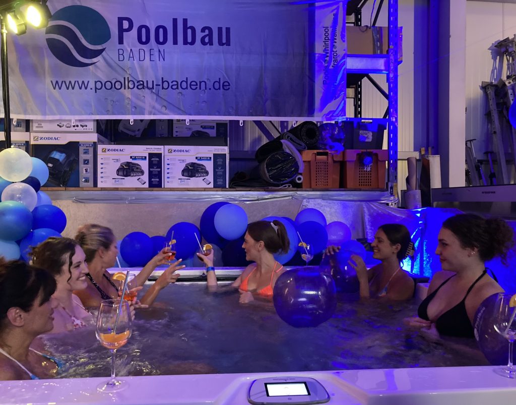 Poolbau Baden Poolparty Köninger