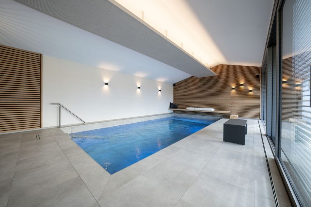 Duhnke Schwimmbecken Hallenbad