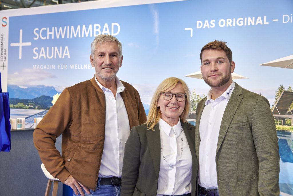 Besuch am Stand des Magazins Schwimmbad + Sauna auf der aquanale 2025.