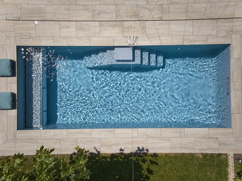 Der Pool aus der Vogelperspektive.